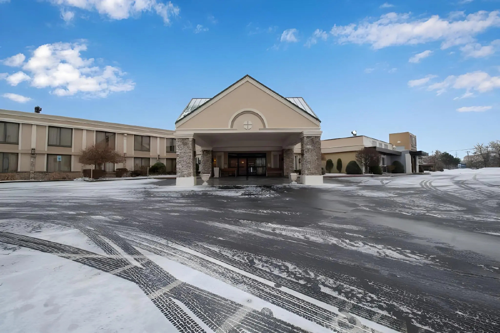 Buffalo Airport Hotel