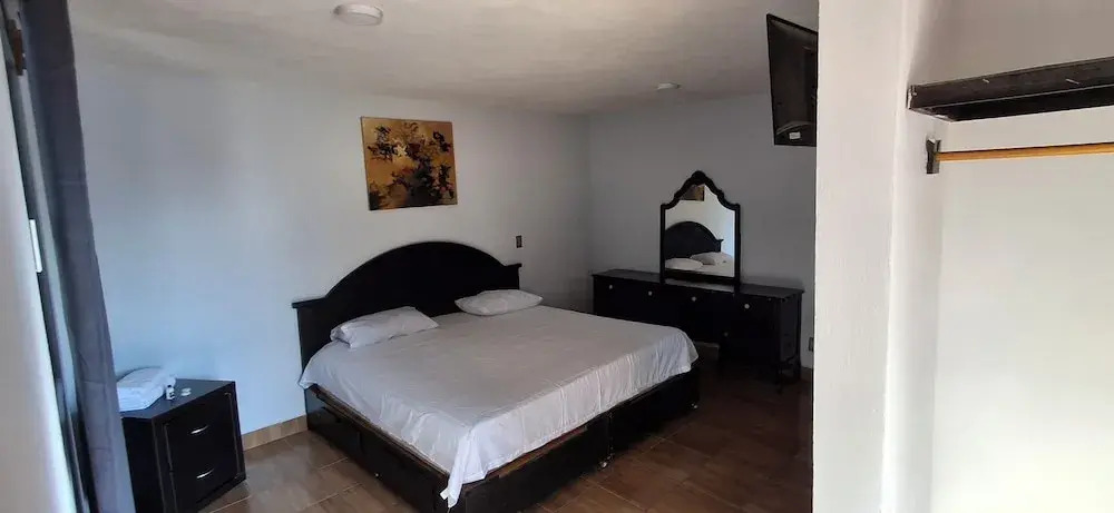 La Cabaña Hotel