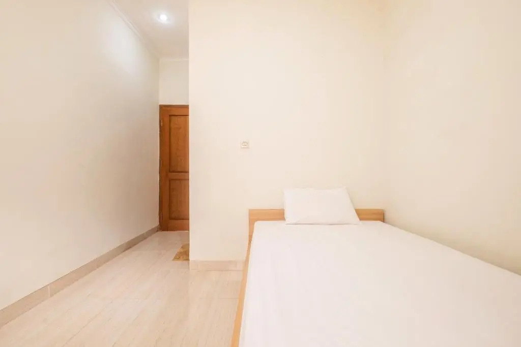 Azalia Residence