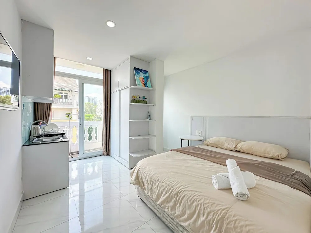 Siris Niko Residence - Self checkin