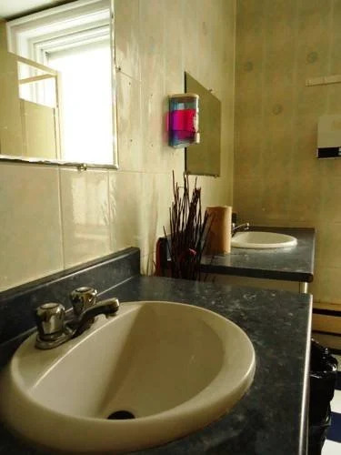 Global ViIlage Backpackers Youth Hostel