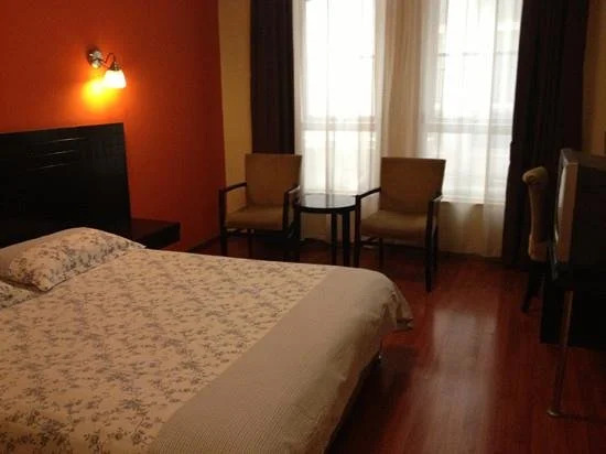 Motel168 Wuhan WuLuo Road Inn