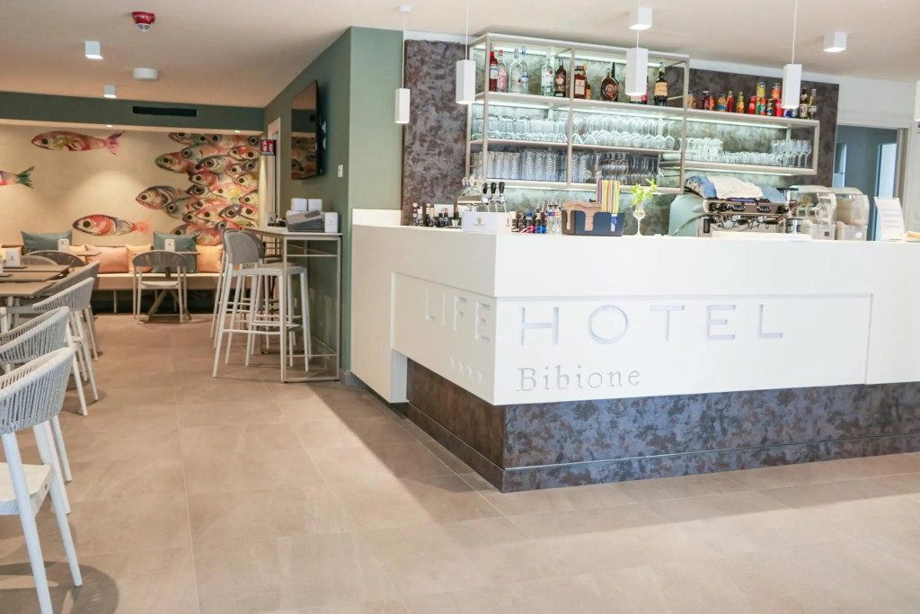 Life Hotel 4 Superior