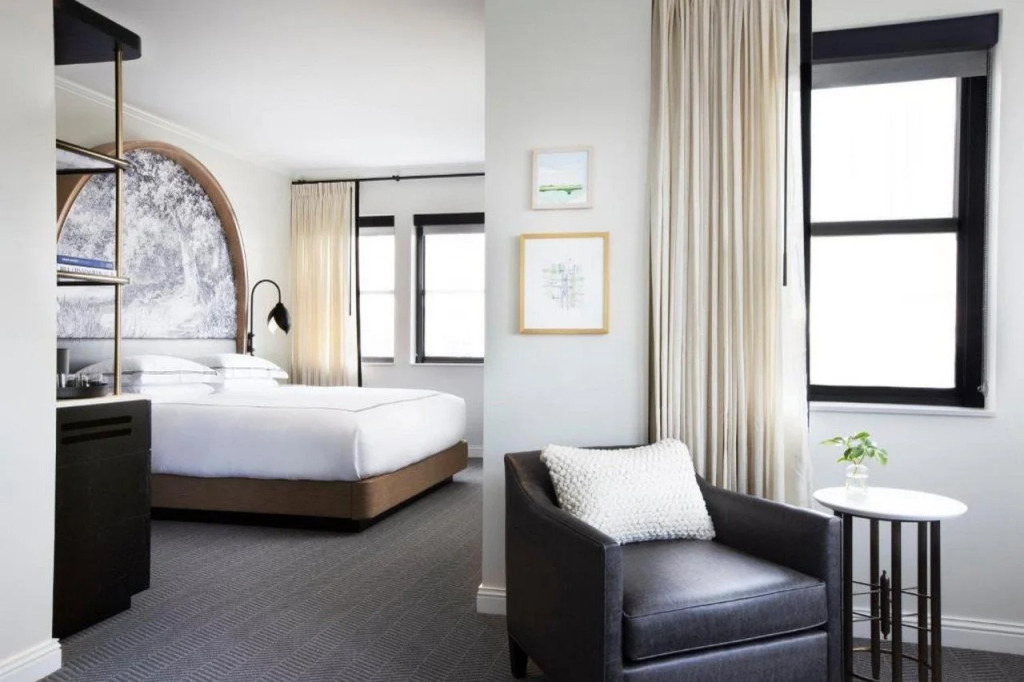 Kimpton Cottonwood Hotel by IHG