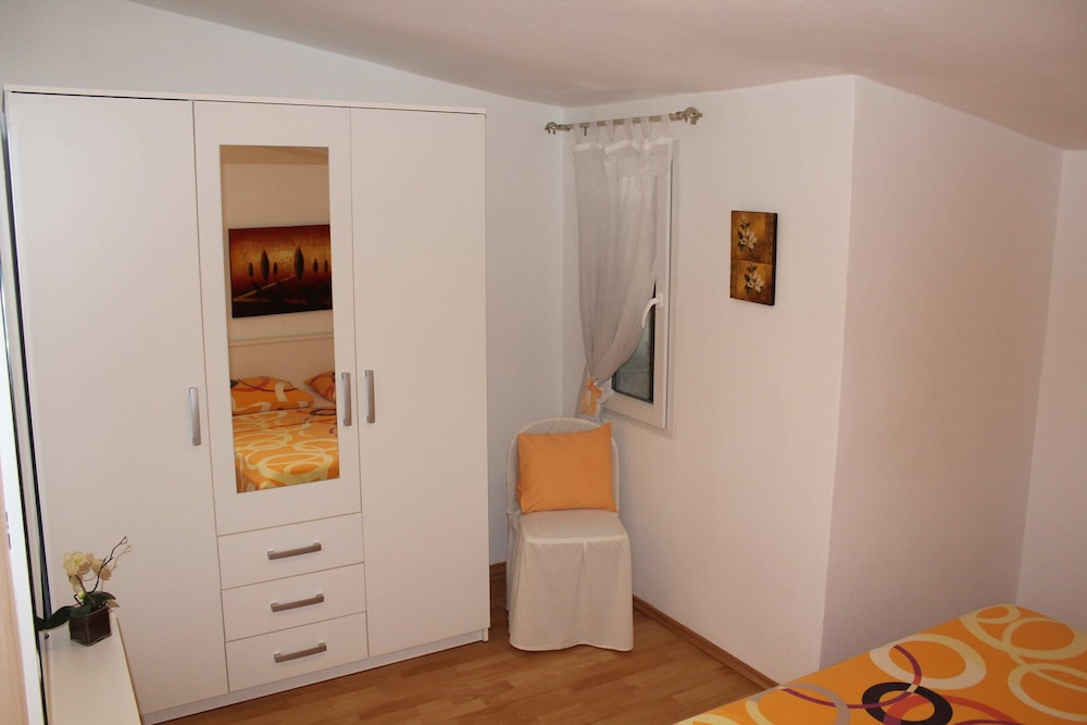 Apartments Madlena