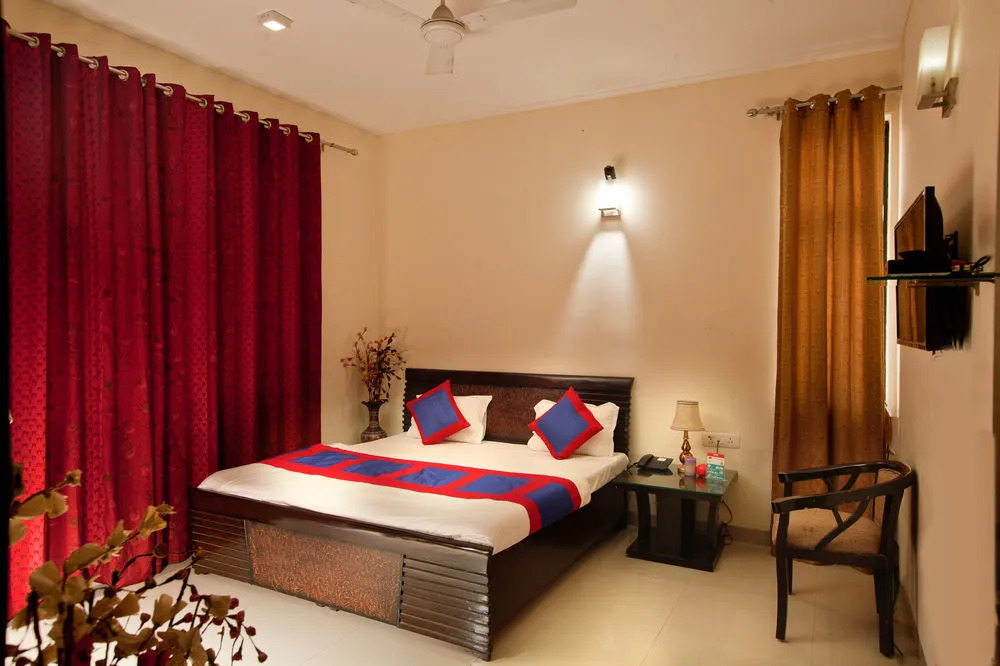 Azhan Residency