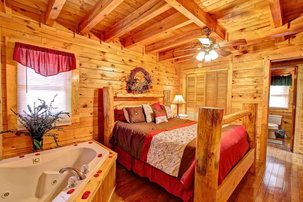 Almost Paradise 1 Bedroom 1 Bathroom Cabin