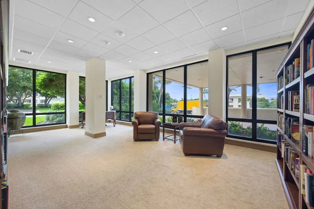 NOK Beachfront 3BR Retreat With Ocean Views