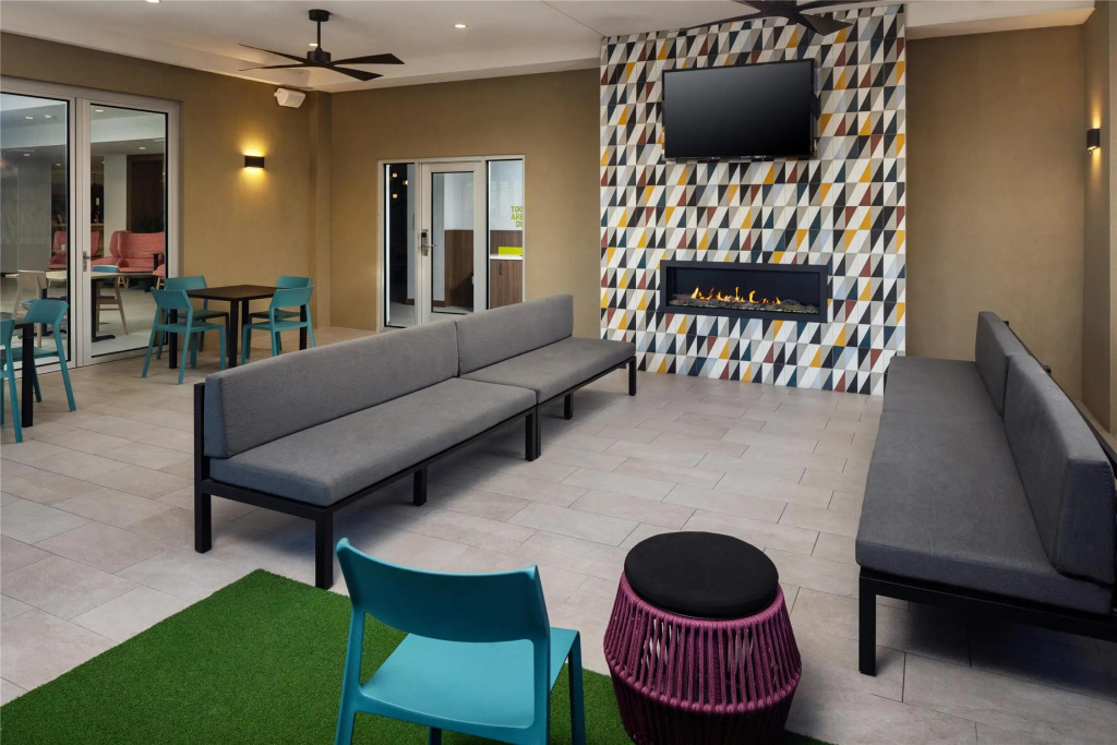 Home2 Suites By Hilton Memphis Downtown