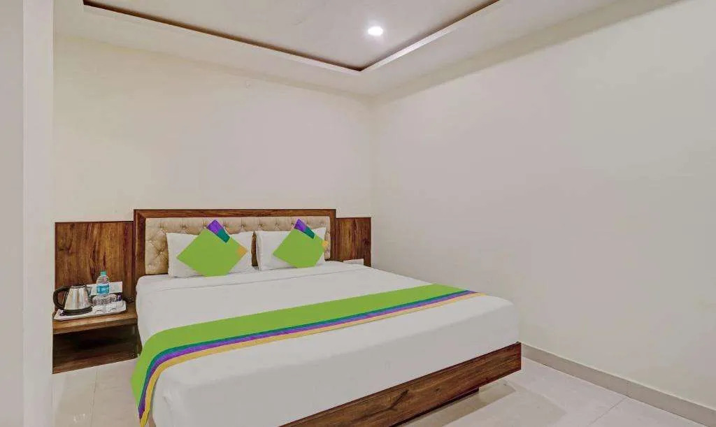 Treebo Krishnam Boutique