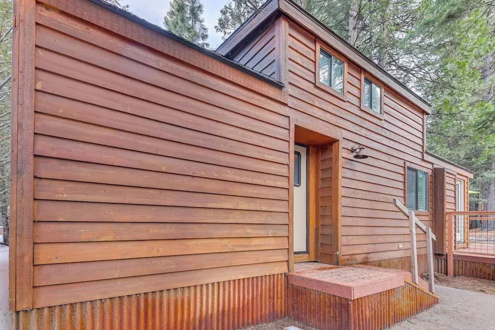 Quiet Lake Almanor Cabin, Steps to Fishing