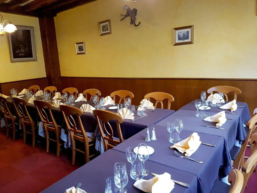 Logis Hôtel Saint-Hubert