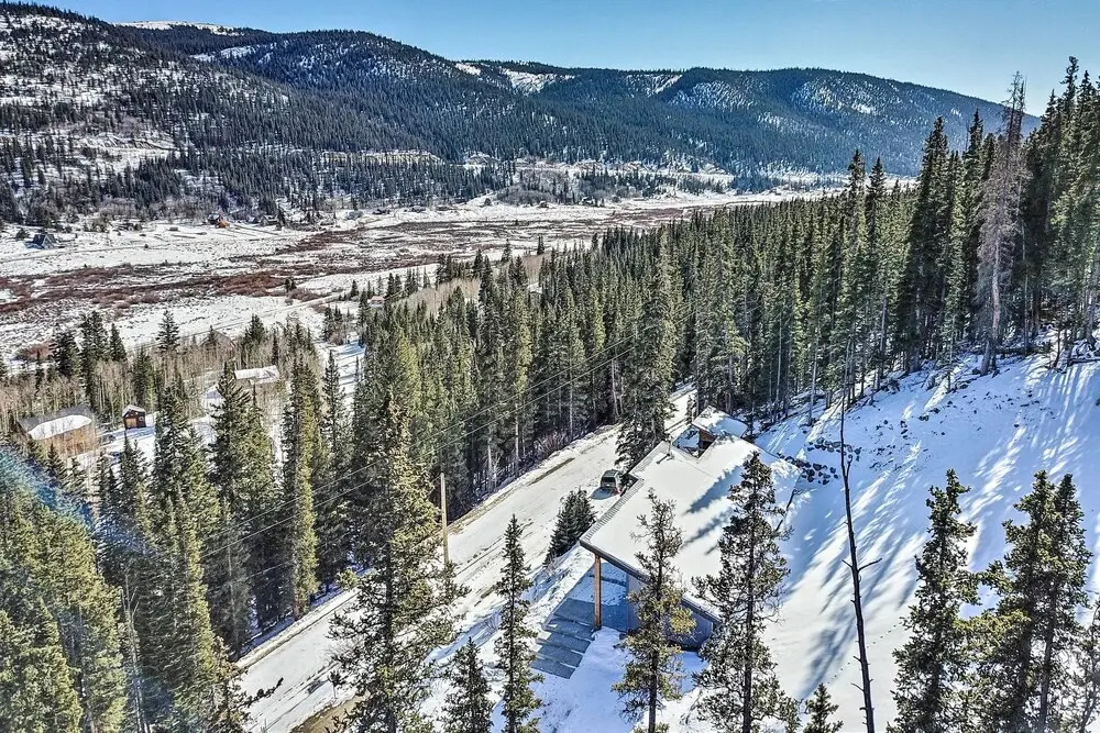 Four Voices Home: Mountain Views, 15 Mi to Breck