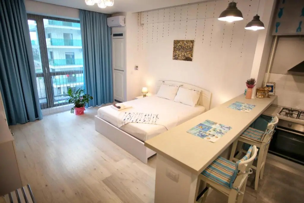 Seashell Studio Mamaia
