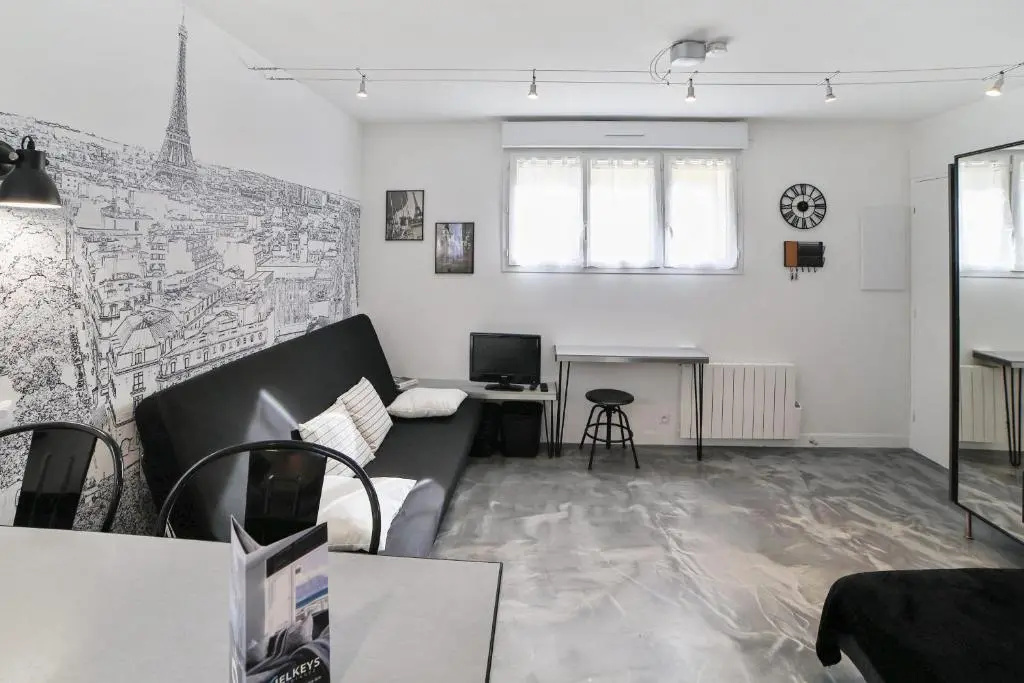 Charming and calm studio at the heart of Alfortville nearby Paris - Welkeys