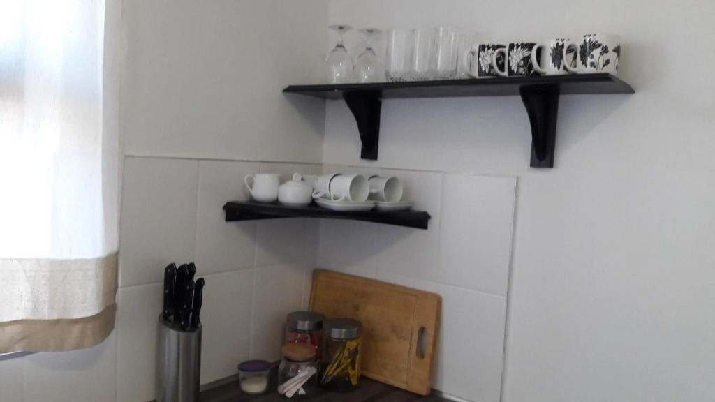 Self-catering Studio, Unit 6 on Krupp