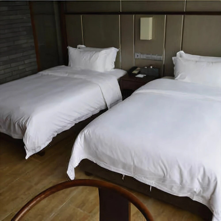 9 Hotel