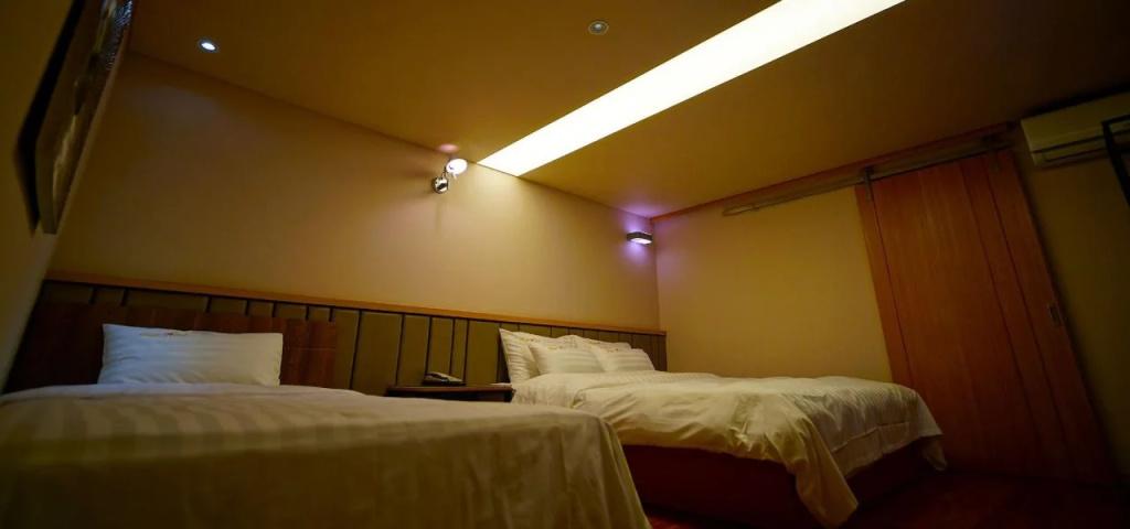 Jays Hotel