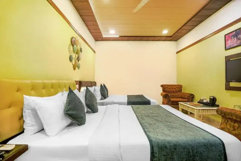Hotel Seven - Centre of City Chandigarh