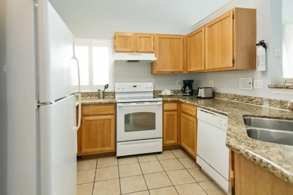 Runaway Beach Club 2202 - Three Bedroom Condo