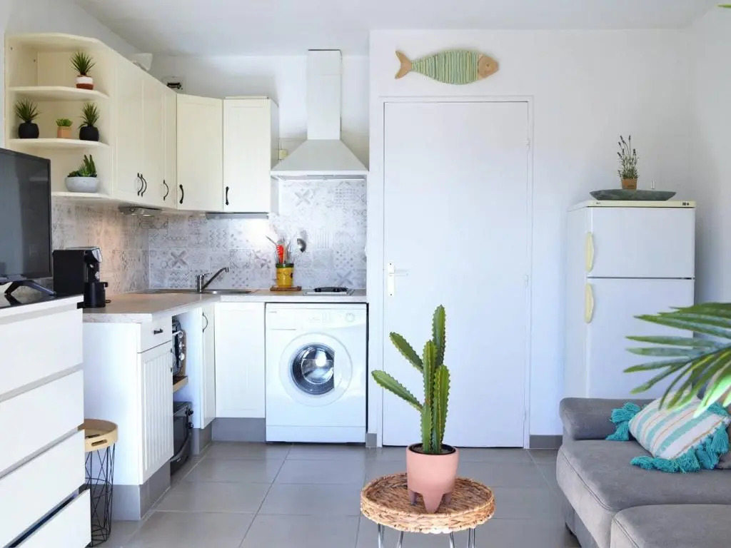 Appartement Le Lavandou, 1 pièce, 4 personnes - FR-1-251-232