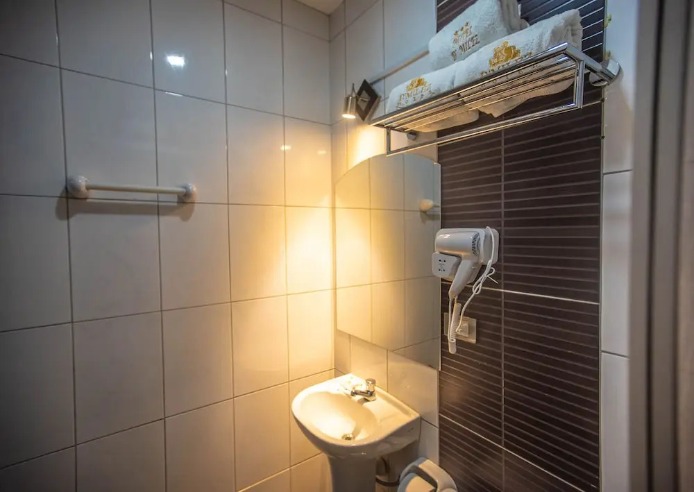 D´Milez Hotel