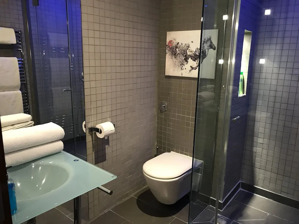 Luxury Kensington Apartment W8