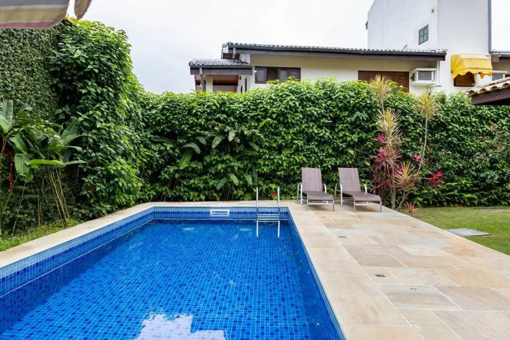 Ihabela Feiticeira, Piscina Aquecida 4 suítes WiFi