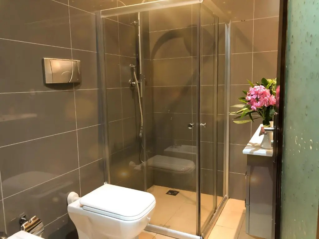 Hotel Arifi