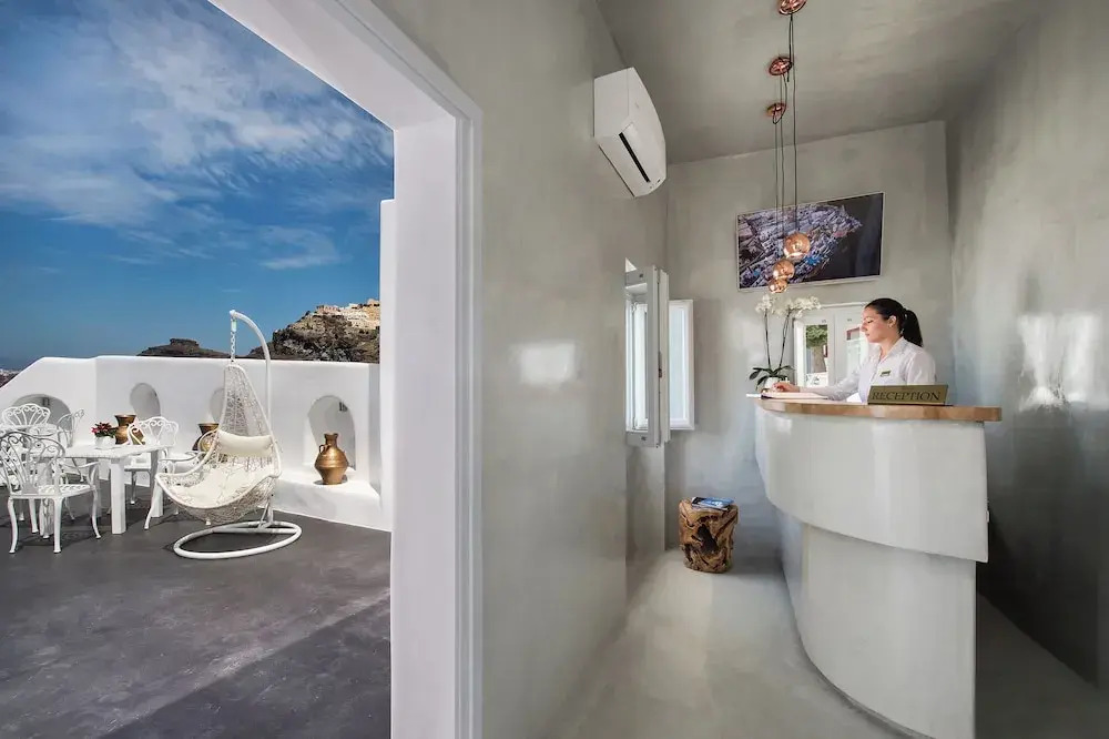 Athina Aperto Suites