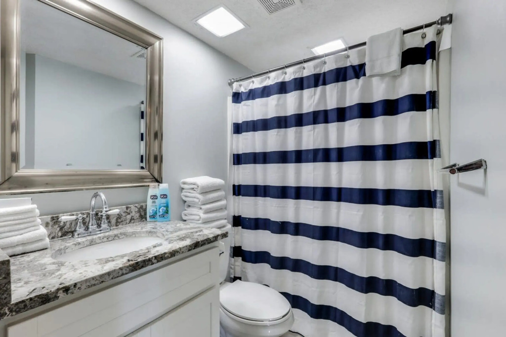Windward Pointe 1504: top floor, A+ beach view, Orange Beach