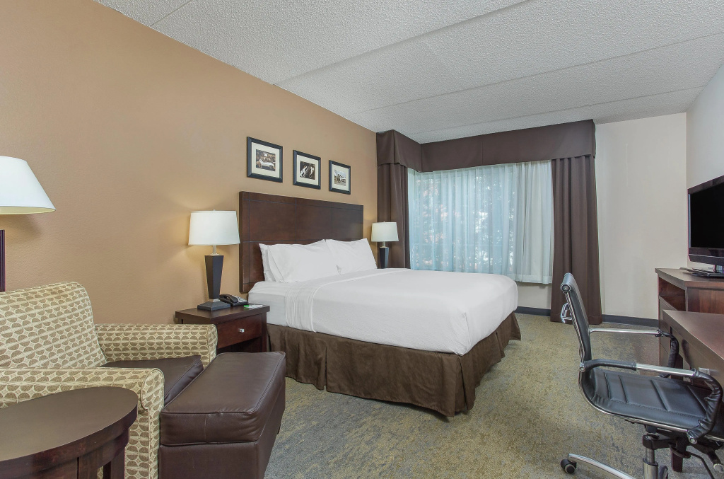 Holiday Inn Louisville Airport - Fair/Expo by IHG