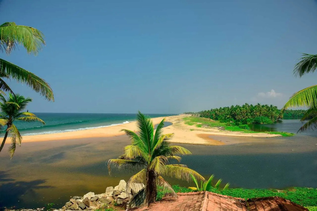 Beach and Lake Ayurvedic Resort, Kovalam