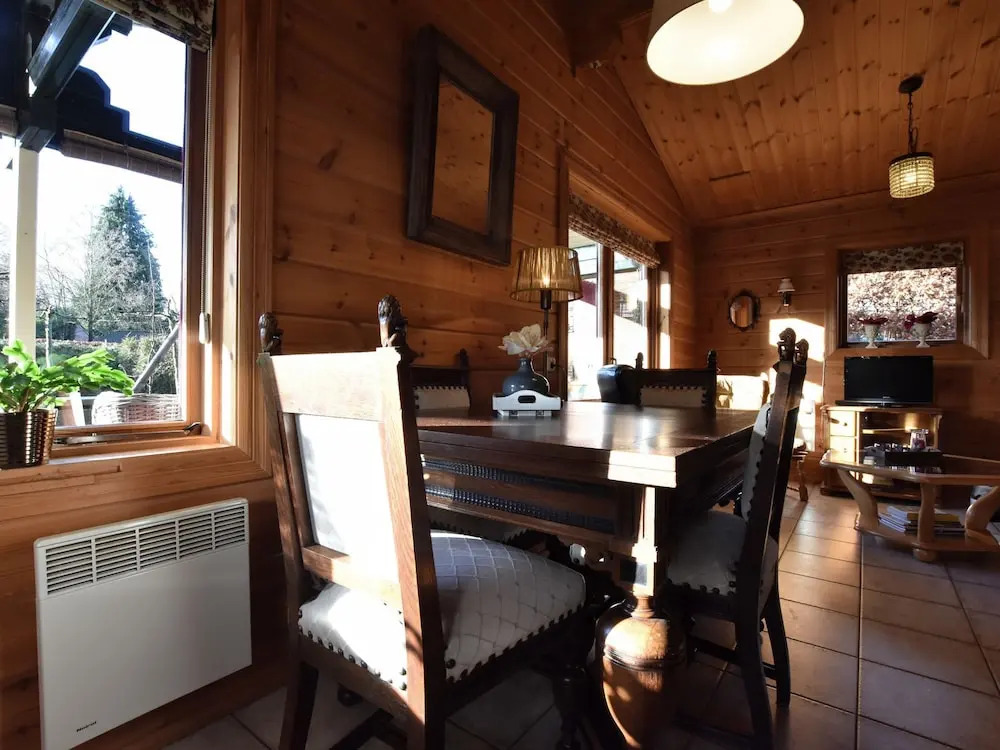 Finnish Bungalow With Garden, a Modern Bathroom, Near Harderwijk, Veluwe