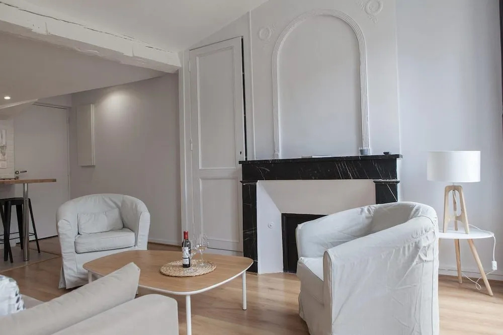 Appartement Chapeau Rouge