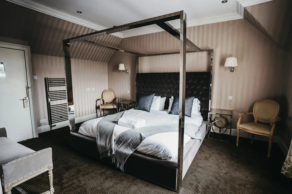 The Fenwick Hotel
