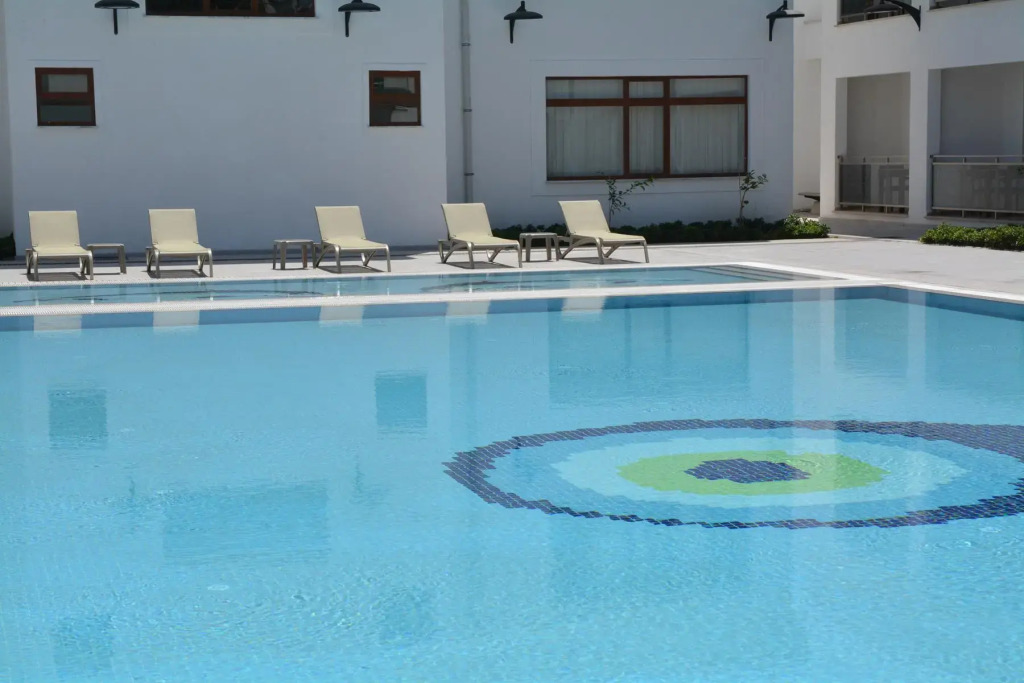 Club Marma Hotel