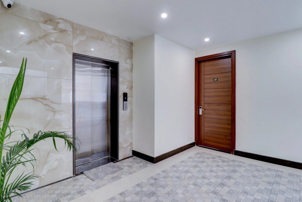 Super Townhouse Oak FRI Dehradun Formerly Hotel EL Portrait