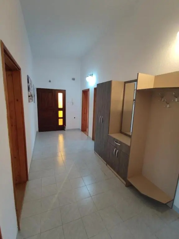 Guest House Tomba