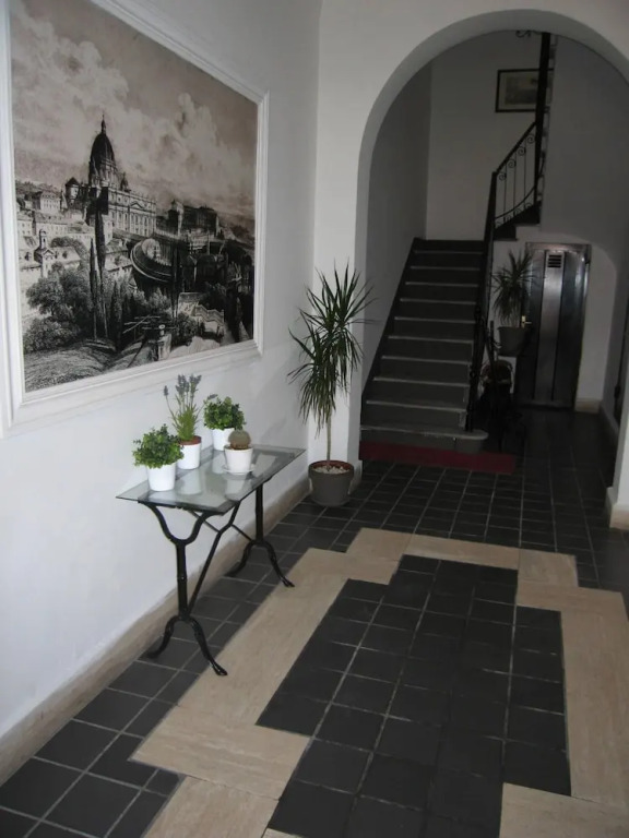 Hton Flat 3
