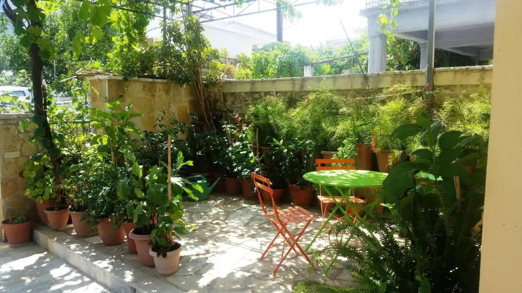 Seafront apartment ΙΙ in Kiveri, near Nafplion.