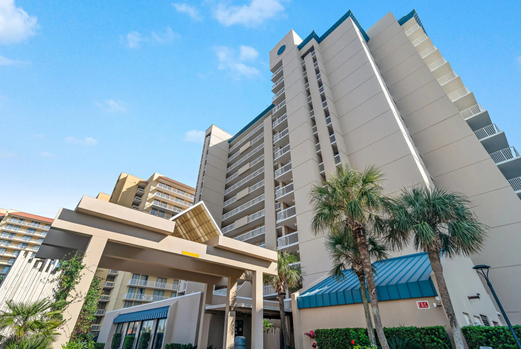 Bluewater 301: Third floor, corner unit., Orange Beach