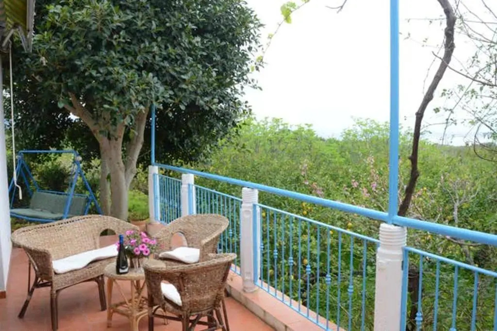 House with 2 bedrooms in Campofelice di Roccella with WiFi 5 km from the beach
