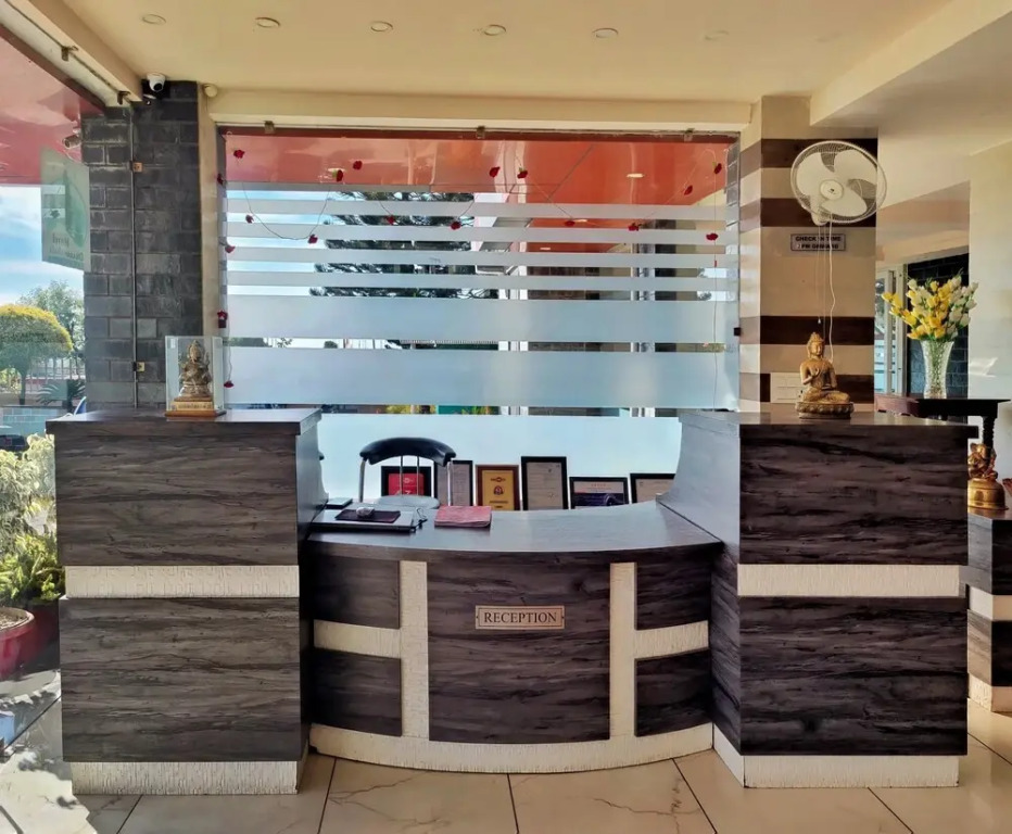 Hotel Dharamshala Ayush Health Paradise