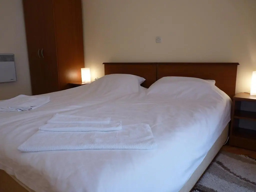 Adeona Apartments