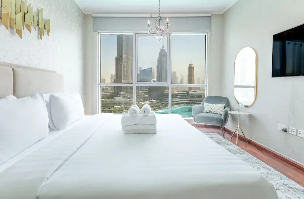 Elite LUX Holiday Homes - Breathtaking Burj Khalifa Views 2 BHK in Downtown Dubai