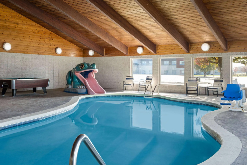 AmericInn by Wyndham Beaver Dam