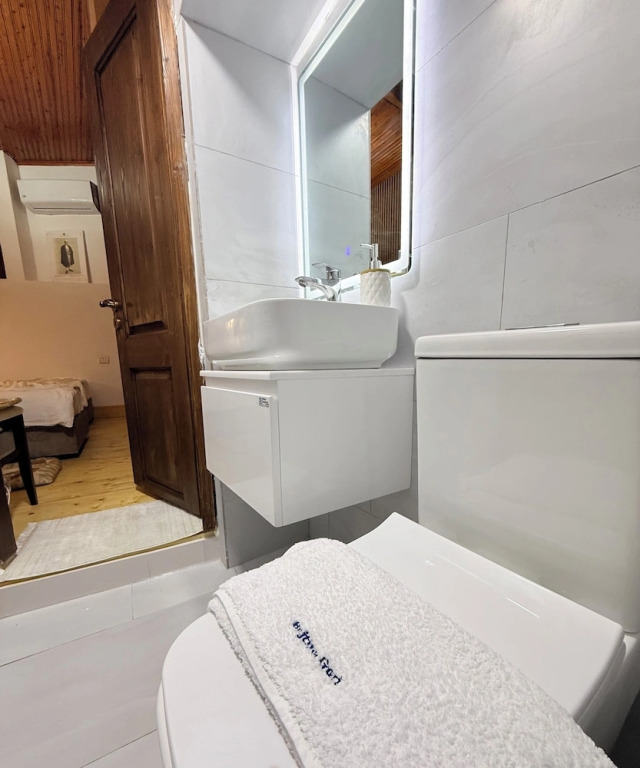 Old town Guesthouse Guri
