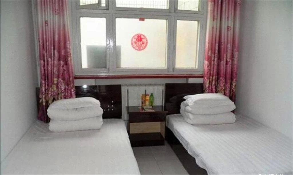 Pingyao New Laughter Inn