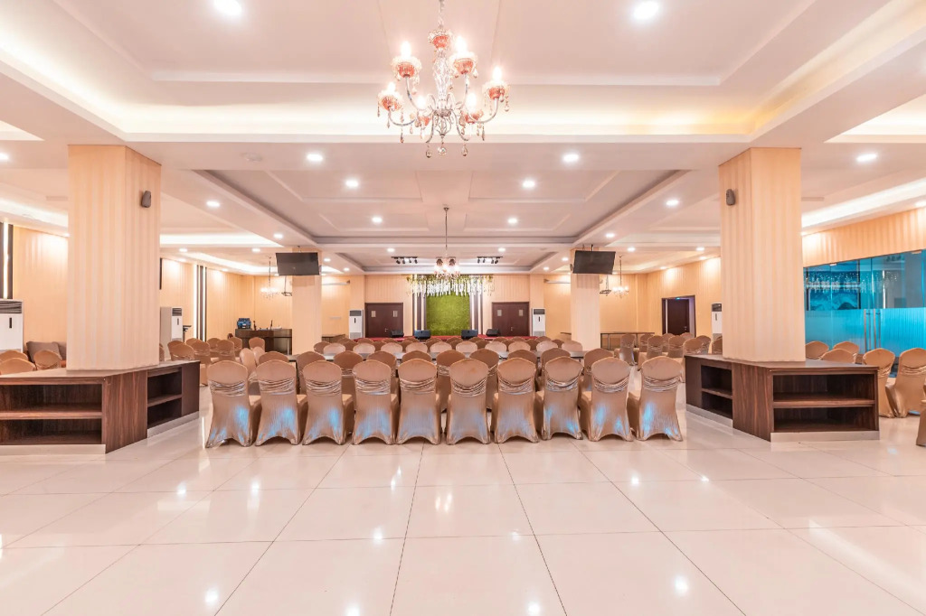 Collection O Hotel Igloo